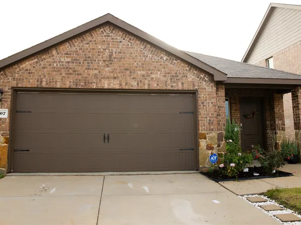 1607 Ackerly Dr, Forney, TX 75126