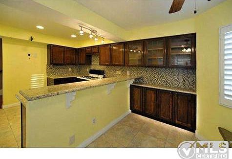 4th image of 5455 Sylmar Ave APT 206
