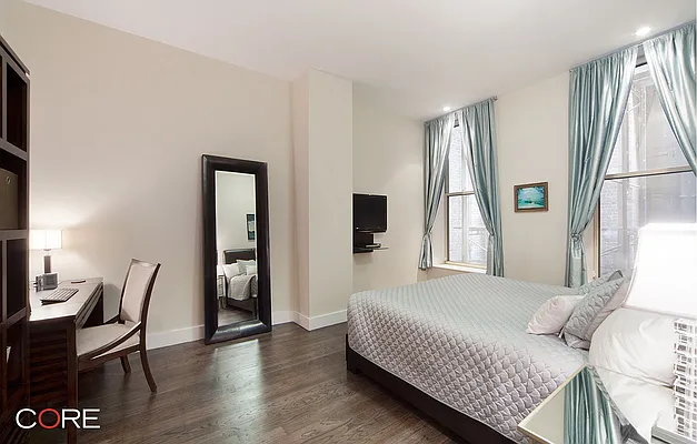 Rented by CORE | media 22