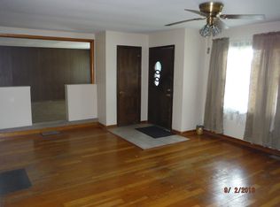 506 Huron Trl, Lake In The Hills, IL 60156