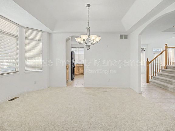 4th image of 11081 Independence Cir W
