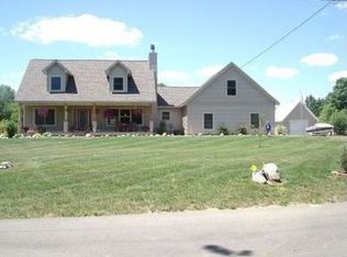 6171 Rogue Ln NE, Belmont, MI 49306