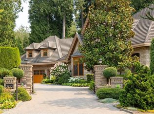 3122 136th St, Surrey, BC V4P 3C8