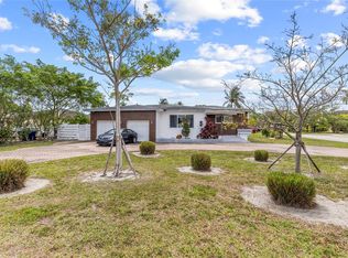 6690 Miramar Pkwy, Miramar, FL 33023