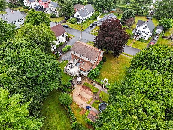 3rd image of 59 Prospect St