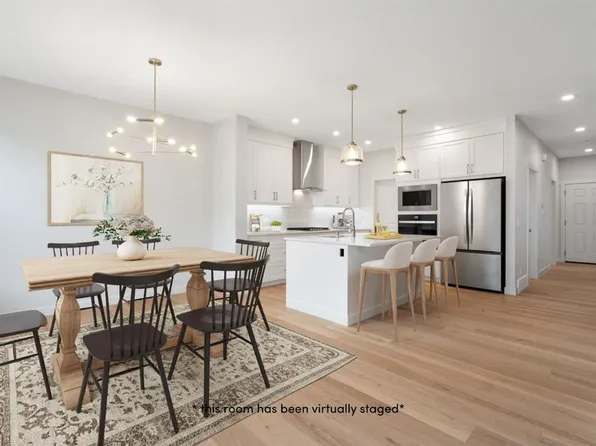 334 N Rivercrest Rd, Cochrane, AB T4C 3E9
