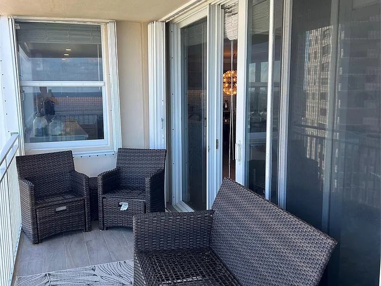 5200 N Ocean Blvd #914A — Photo 15