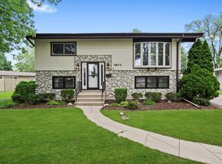 3802 Wren Ln, Rolling Meadows, IL 60008