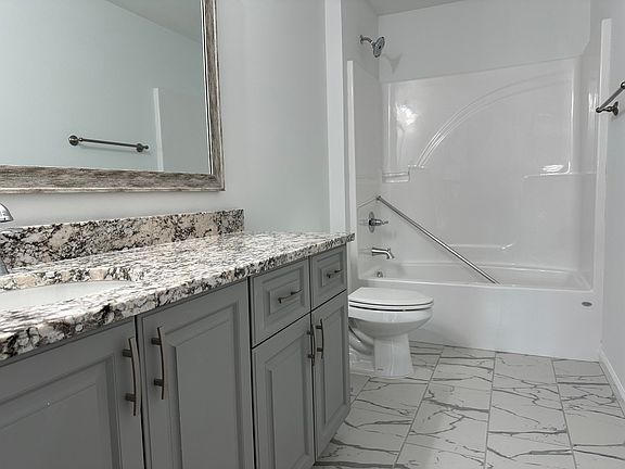 3rd image of 906 Lillian Park Drive #LP11