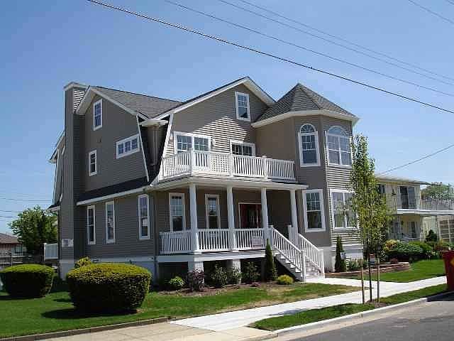 Beautiful Bayfront Home