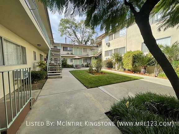 5th image of 1220 Lyndon St #20