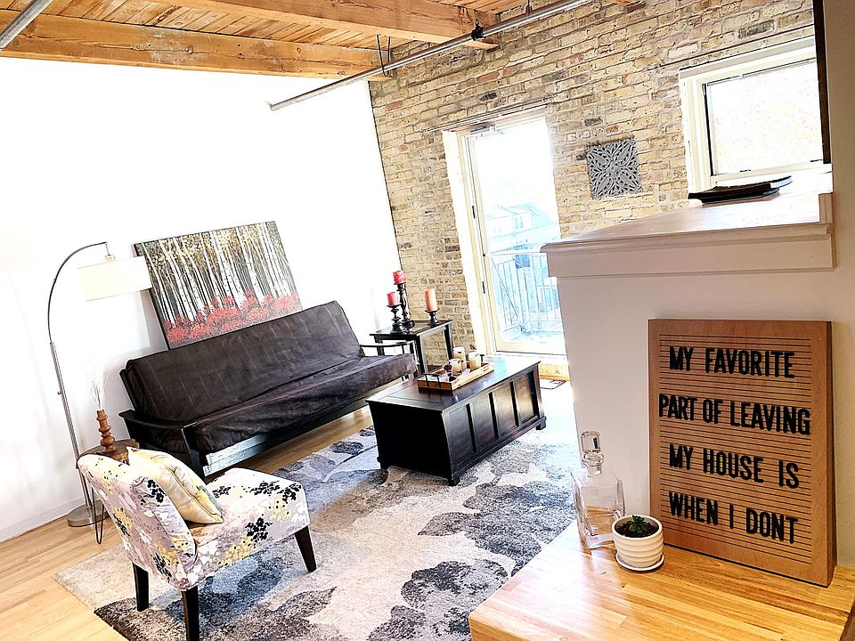 1st image of 1740 N Maplewood Ave APT 417