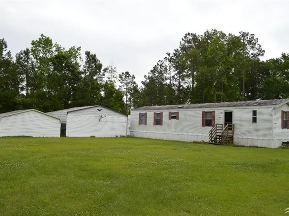 142 Shade Tree Ln SW, Supply, NC 28462