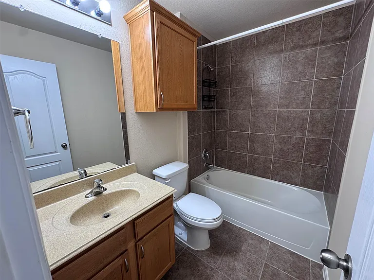 151 Forest Heights Ln — Photo 17