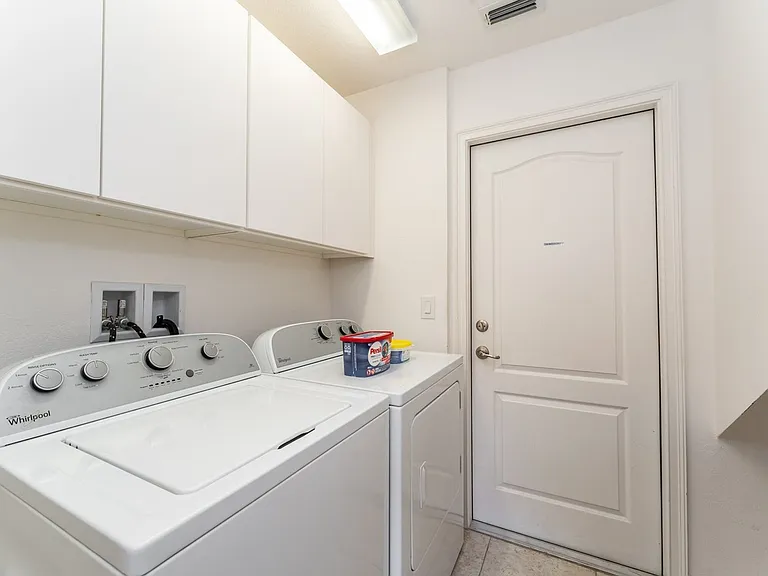 5237 Oakbourne Ave — Photo 7