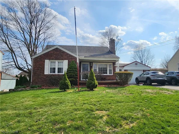 2451 W Manor Ave, Poland, OH 44514