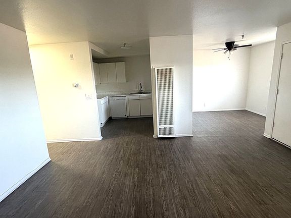 3rd image of 13528 Lemoli Ave APT 6
