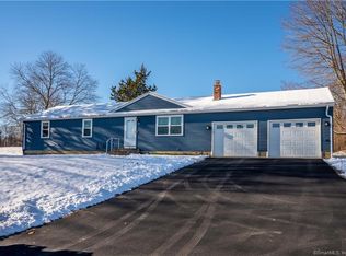 20 Skinner Rd E, Broad Brook, CT 06016