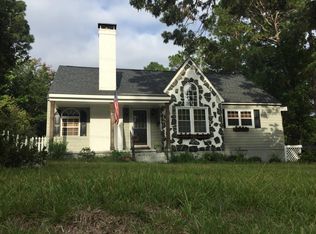313 Pinecrest Dr, Fayetteville, NC 28305