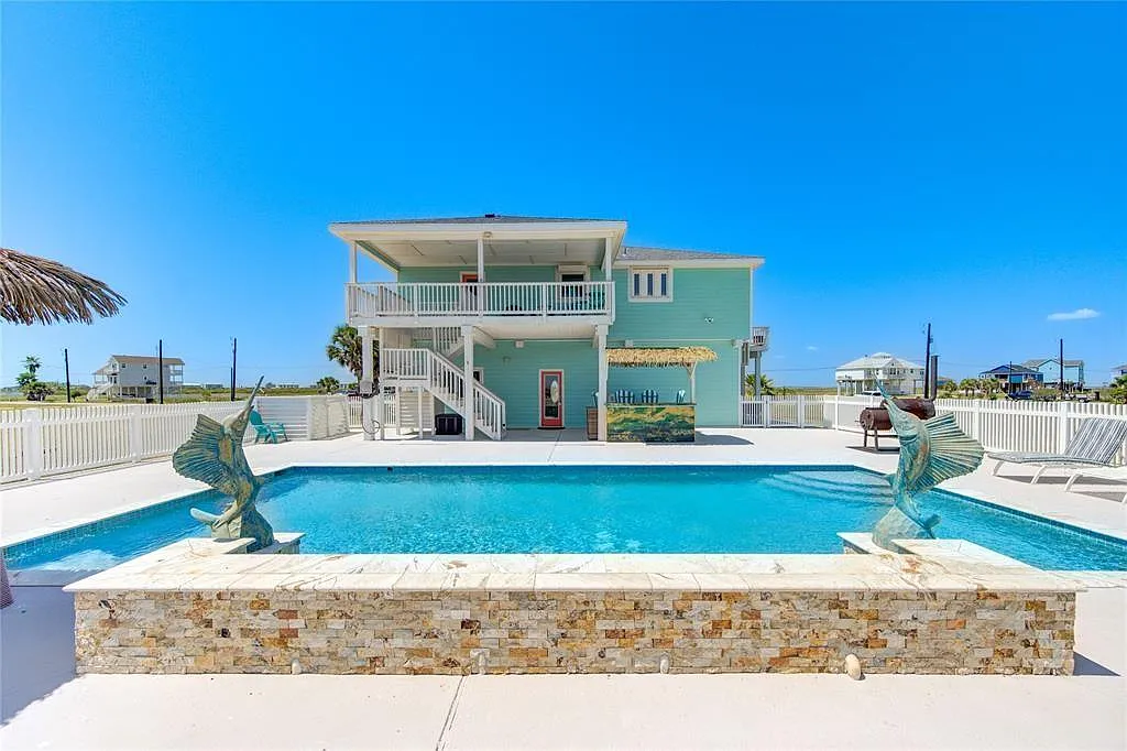 4 bed, 2.5 bath, 1632 sqft, $4,500 — Photo 1