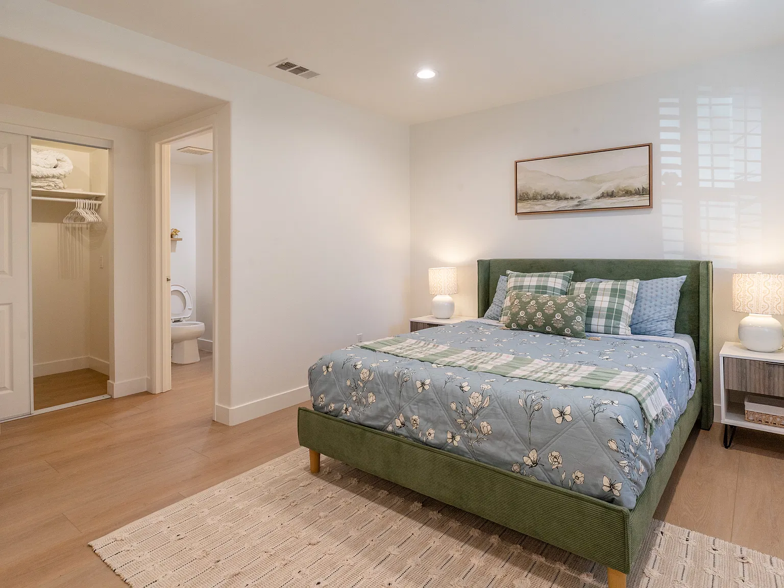 4 bed, 1814 sqft, $6,500 — Photo 4