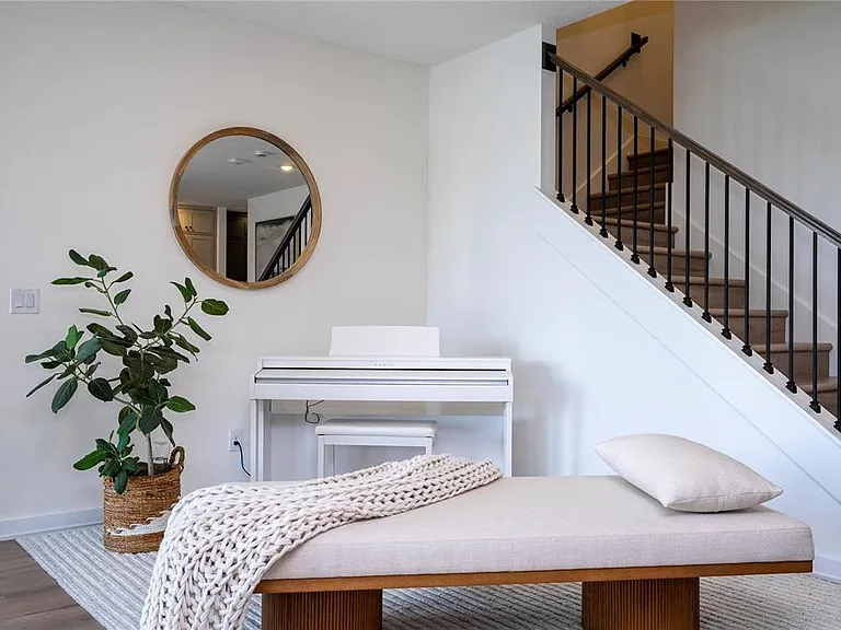 2184 Broadbrook Dr — Photo 38
