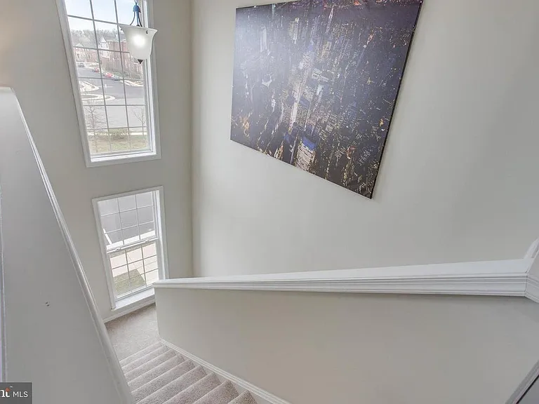 42707 Wardlaw Ter — Photo 3