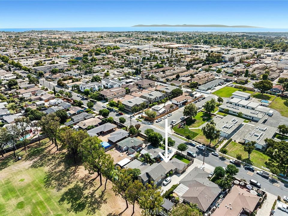 1st image of 2052 Pomona Ave