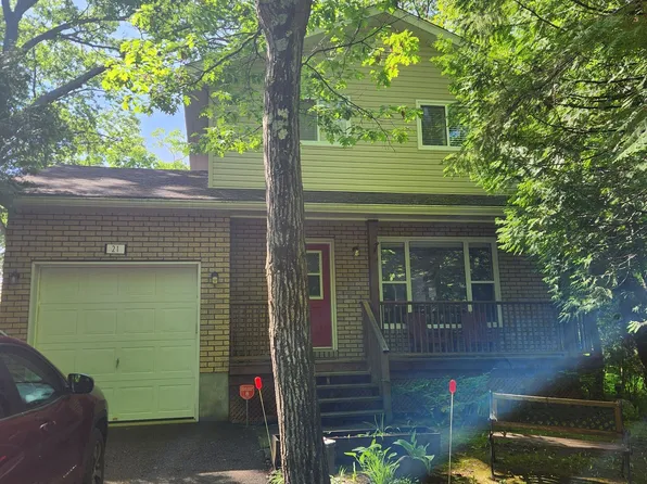 21 Ivy Ln, Tiny, ON L0L 2J0