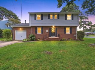 1912 Frizzell Dr, Virginia Beach, VA 23455