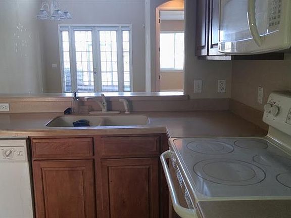 5th image of 1951 Chatham Place Dr