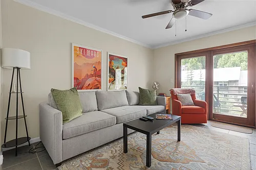 217 S Davis St #ID1490439P Photo 1 217 S Davis St #ID1490439P Photo 1