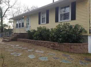 2 Catherine Dr, Peabody, MA 01960