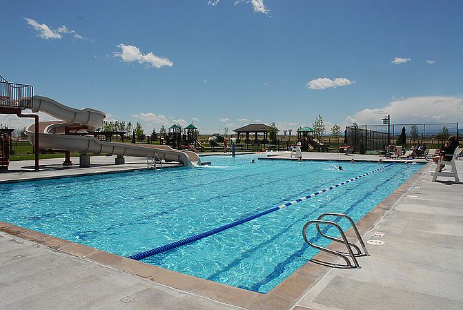 Optional HOA Pool