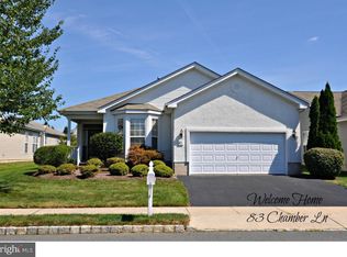 83 Chamber Ln, Columbus, NJ 08022