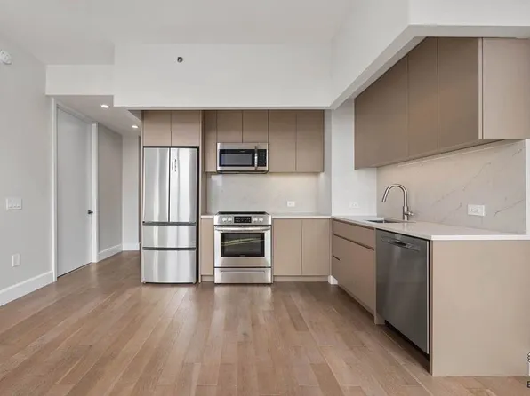 262 9th Street image 7 of 35