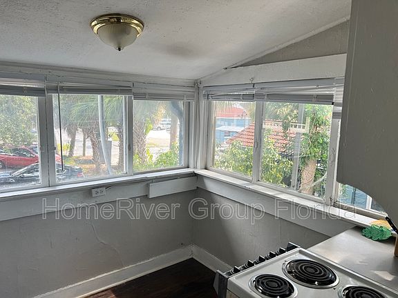 2nd image of 318 E Tarpon Ave APT 4