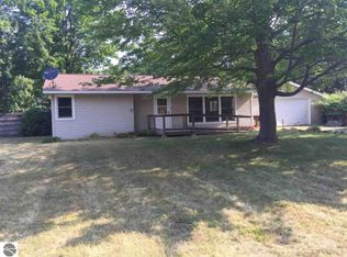 1839 Pine Dr, Traverse City, MI 49686