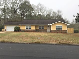 604 Wimbledon Dr, Dothan, AL 36305
