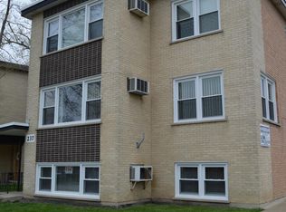 237 N Wood Dale Rd APT B, Wood Dale, IL 60191