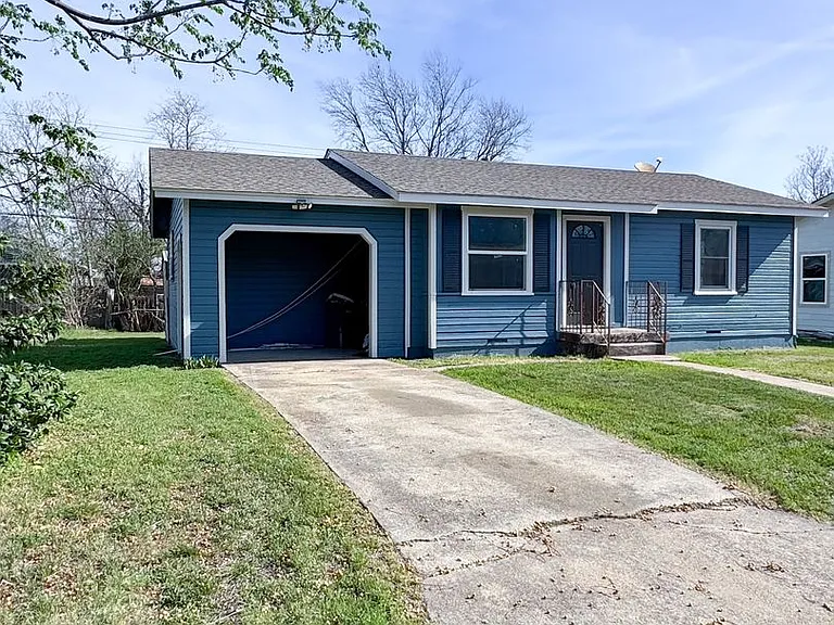 2905 June St — Photo 2