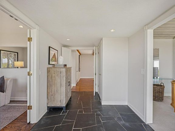 5th image of 199 Brookwood Rd