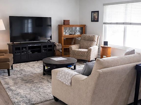 2nd image of 3391 Shimmons Rd