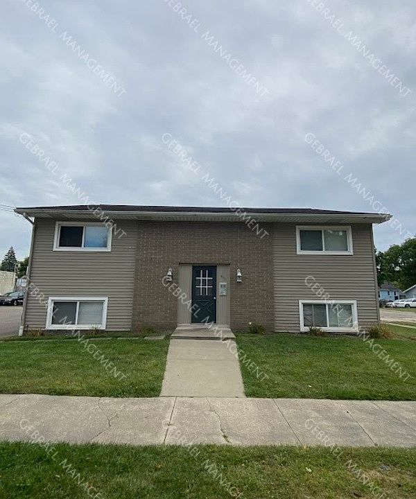 1st image of 520 S Andre St