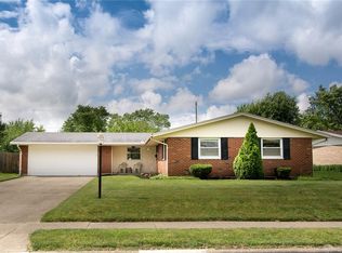 1111 Saratoga Dr, Fairborn, OH 45324
