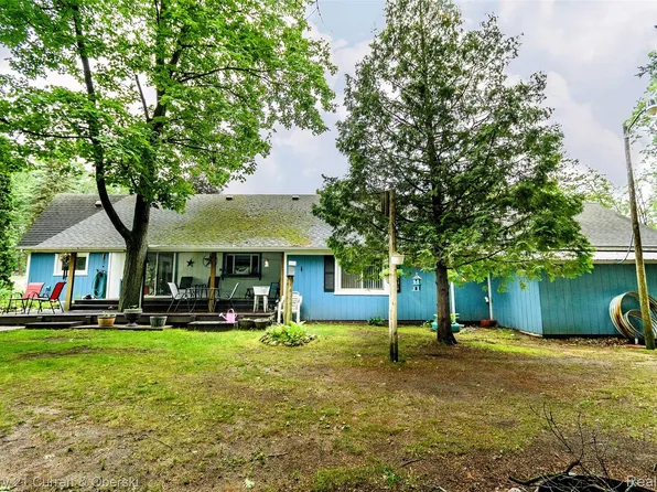 3270 Woods Rd, Harrison, MI 48625