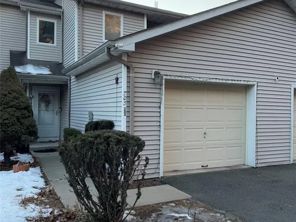 703 Skyline Dr #7, Haledon, NJ 07508