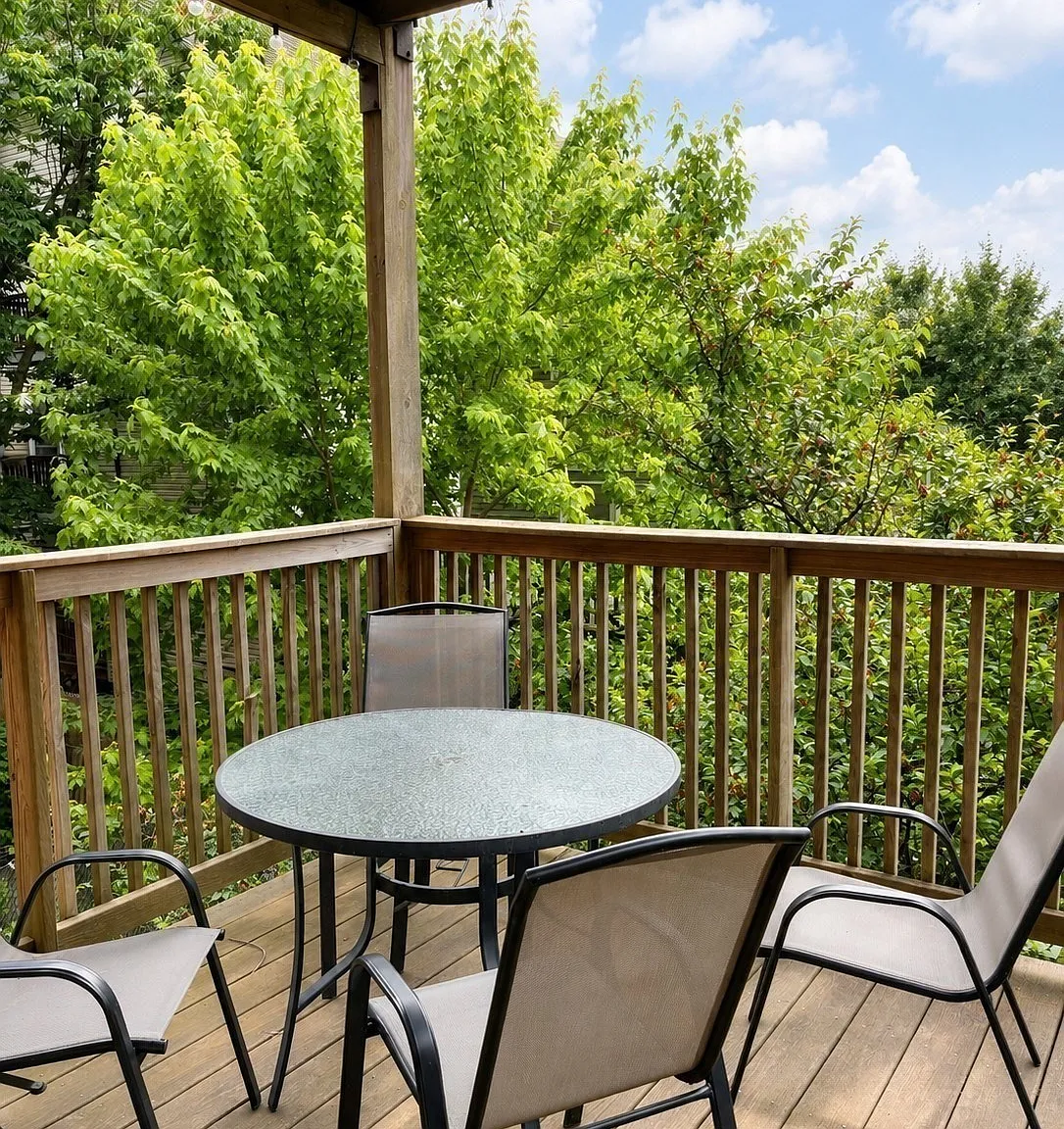 2 bed, 1.0 bath, 1200 sqft, $2,895 — Photo 4
