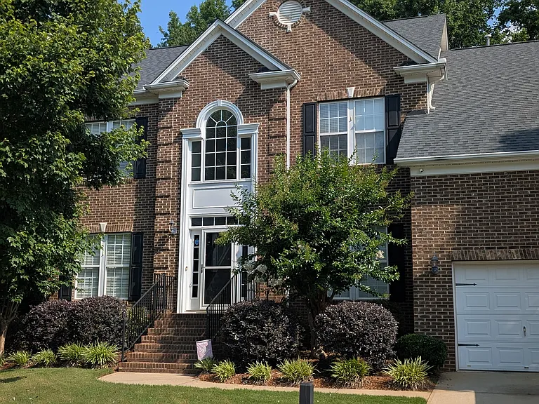 208 Woodland Creek Way — Photo 2