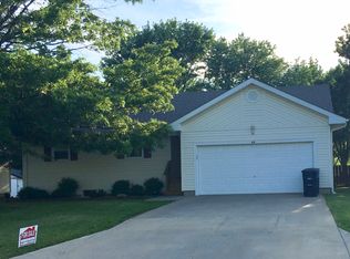 619 N School Rd, El Dorado, KS 67042